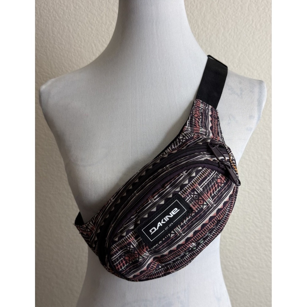 Dakine Classic Hip Waist Pack Geometric Canvas Hiking Travel Unisex Brand New
